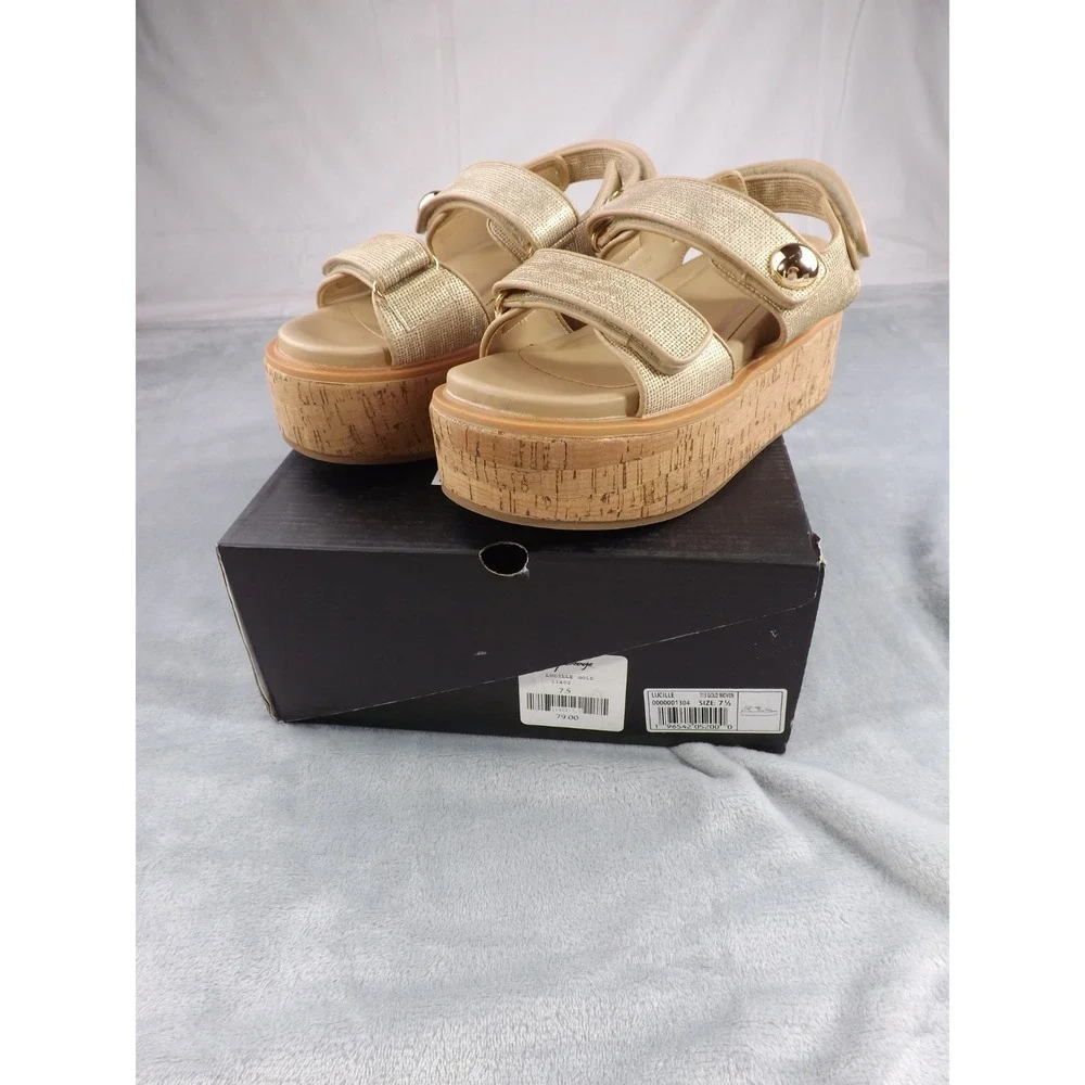 Shu Shop Lucille Women's 7.5 Gold Metallic Platform Sandals Padded Footbed NWT